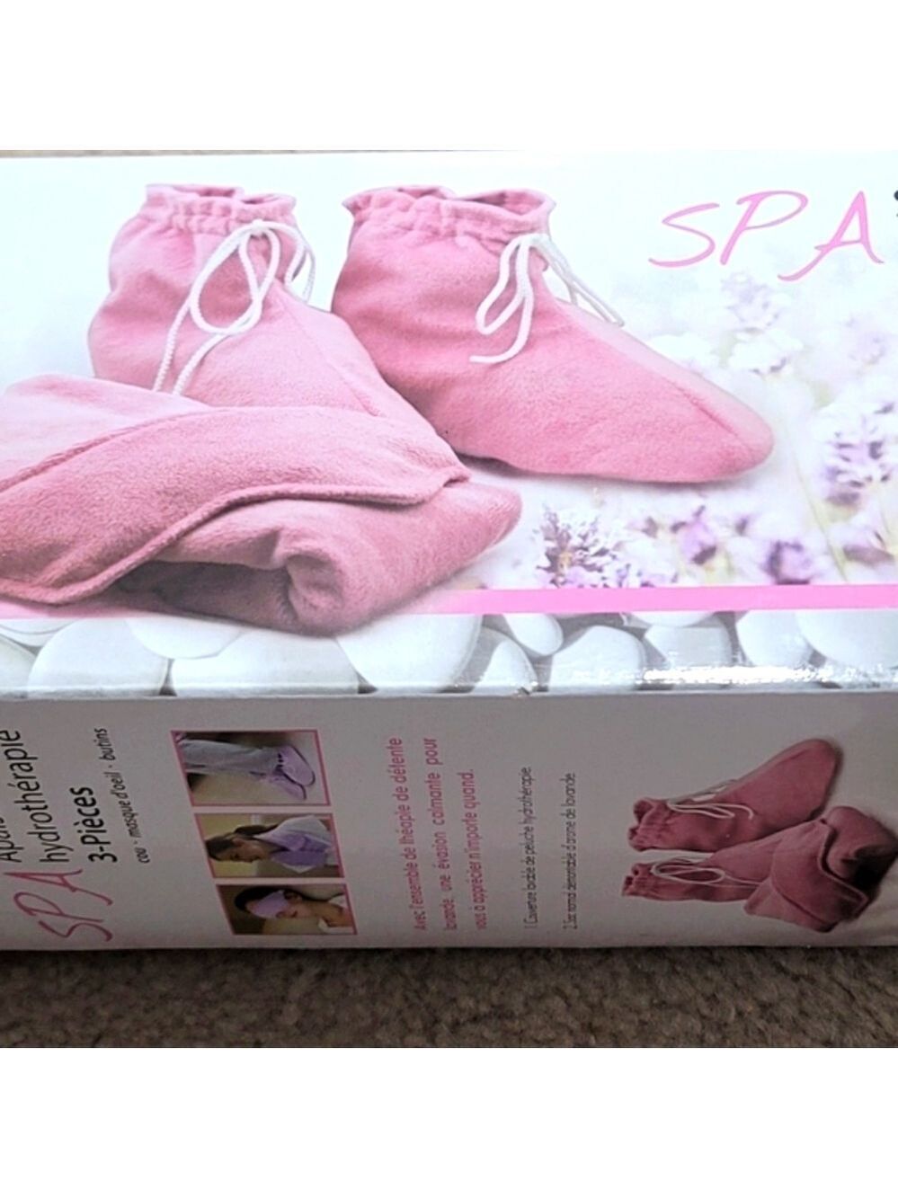 NWOT SPA Soothing 3-Piece Set: Neck, Eye Mask and Booties Lavender Aromatherapy